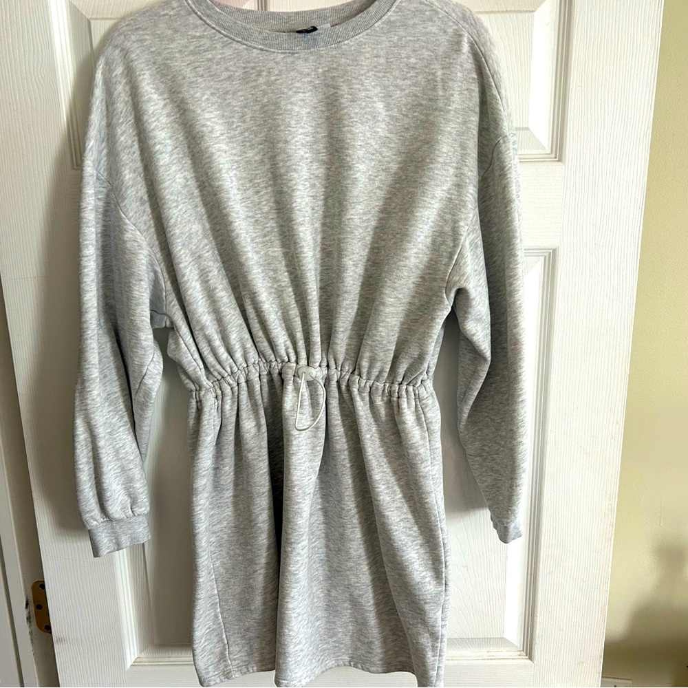 Women’s H&M size L grey sweatshirt dress